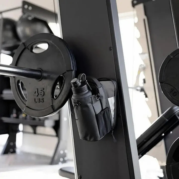 Magnetic gym bag