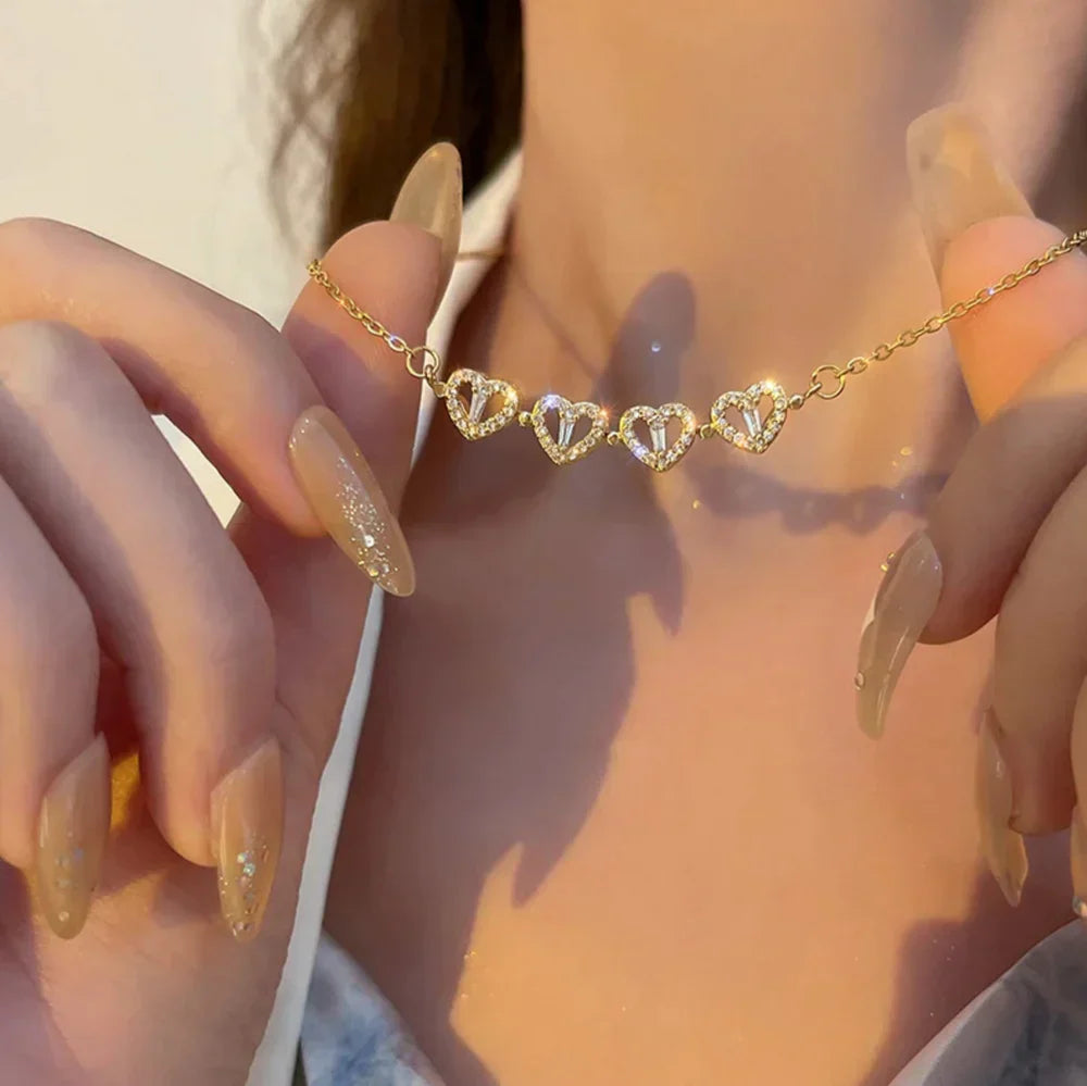 Heart Shaped Clover Necklace: Symbol of Love