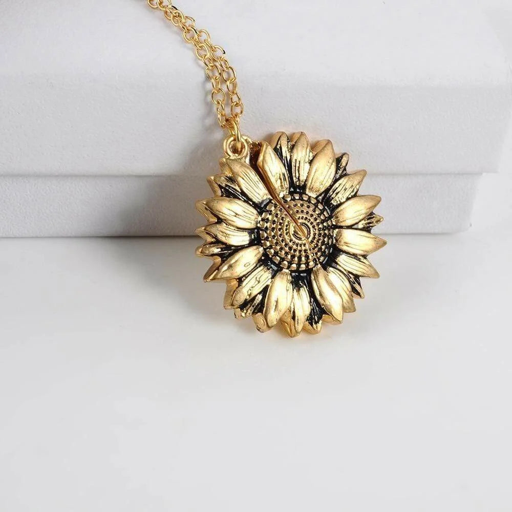 🇺🇬 🌞"You Are My Sunshine" Sunflower Necklace🌻(Double-sided engraving)